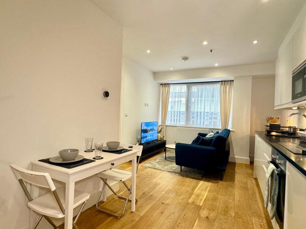 Luxury 2 Bedroom Apartment In Central Croydon With Free Parking 외부 사진
